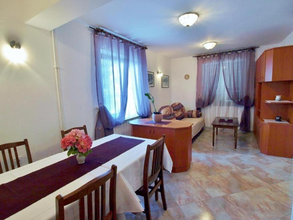 Apartments Zdenka - Garden Terrace Barbat na Rabu Eksteriør billede